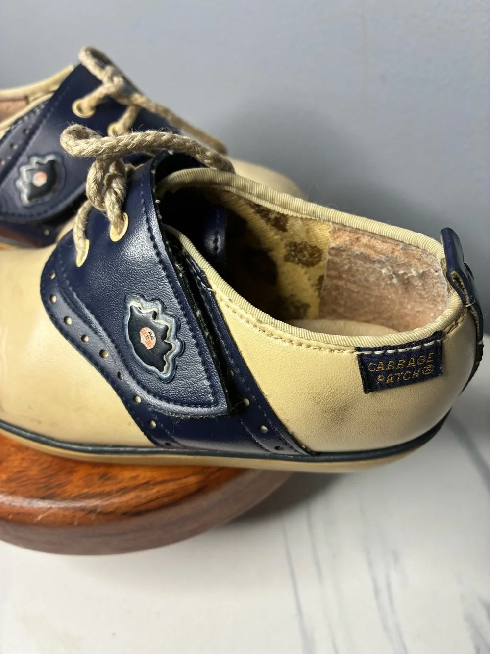 Cabbage Patch Kids Cream Navy Oxford Shoes Size 8D Collectible
